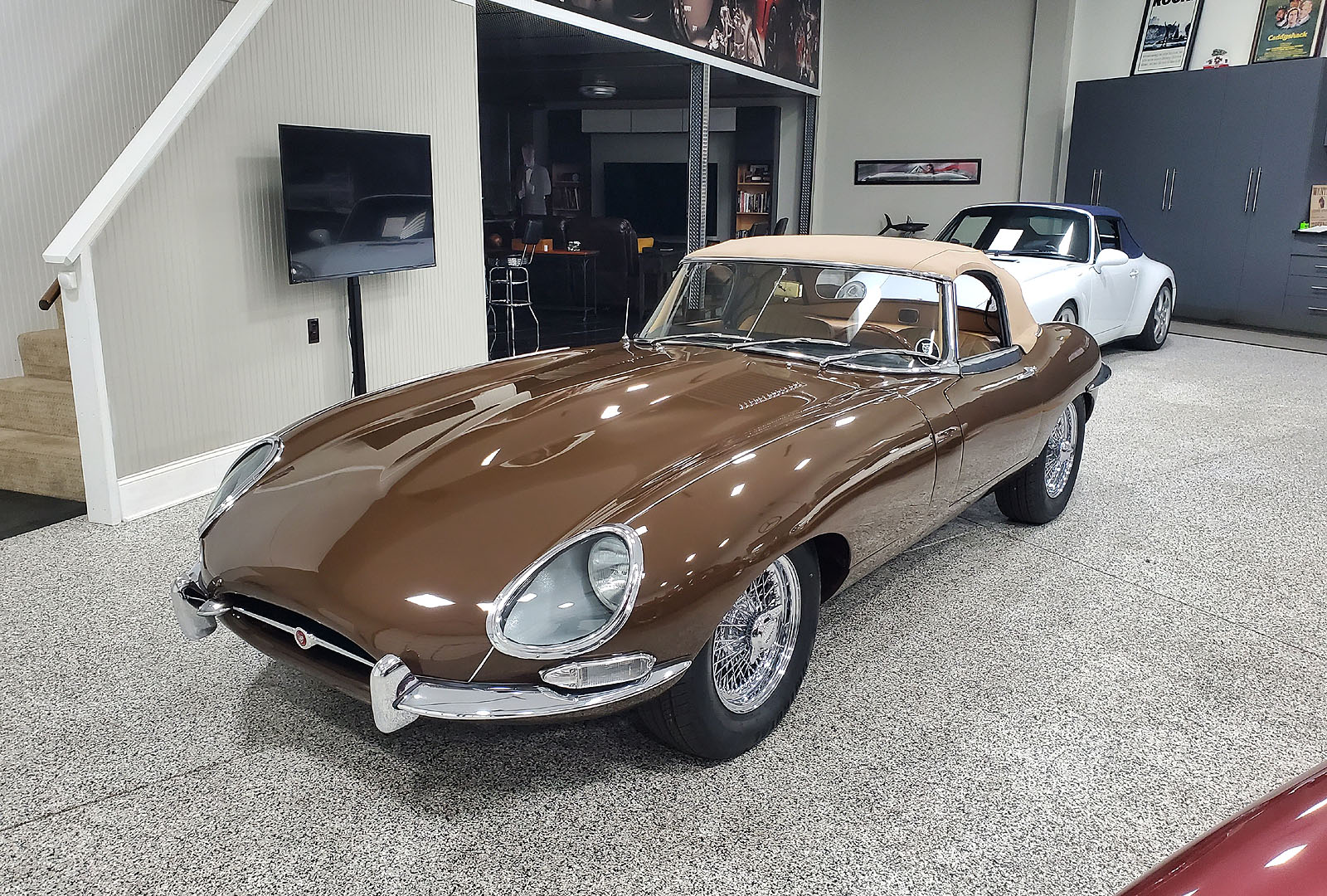 1965 Jaguar E-type Series 1 4.2 Roadster